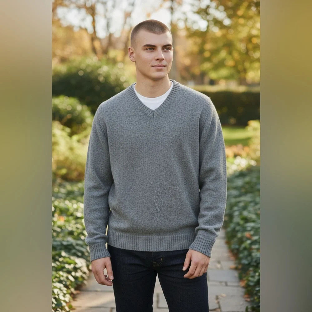L.L. Bean 100% Shetland Wool V-Neck Long Sleeve Sweater Size L
